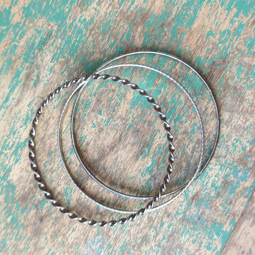 Vintage Boho Bohemian Western Silver-Tone Metal Bangle Bracelet Trio Set - Picture 6 of 8